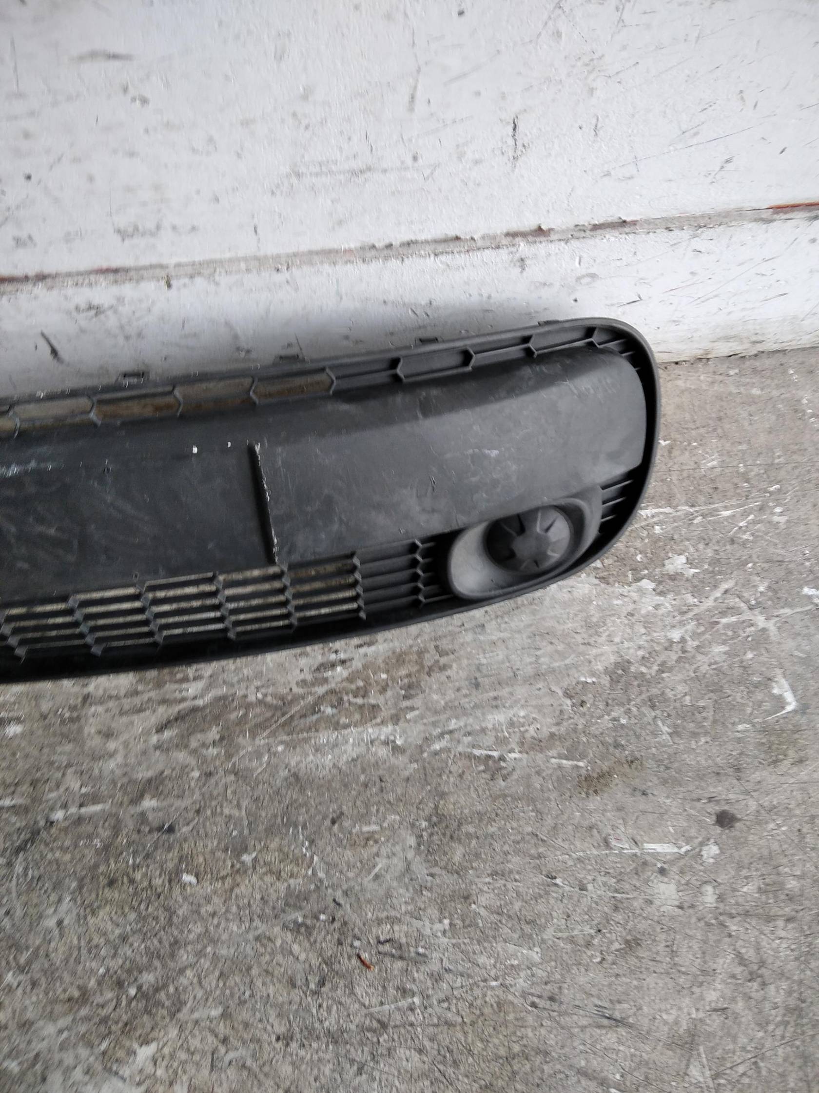 Griglia centr. paraurti ant.